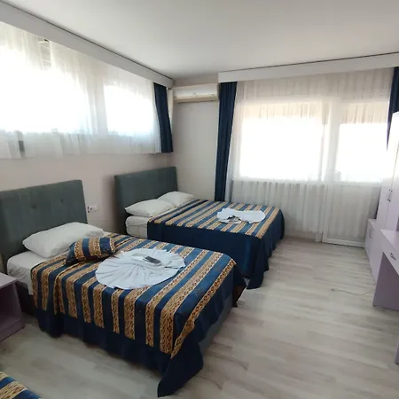 安纳多路酒店 3*